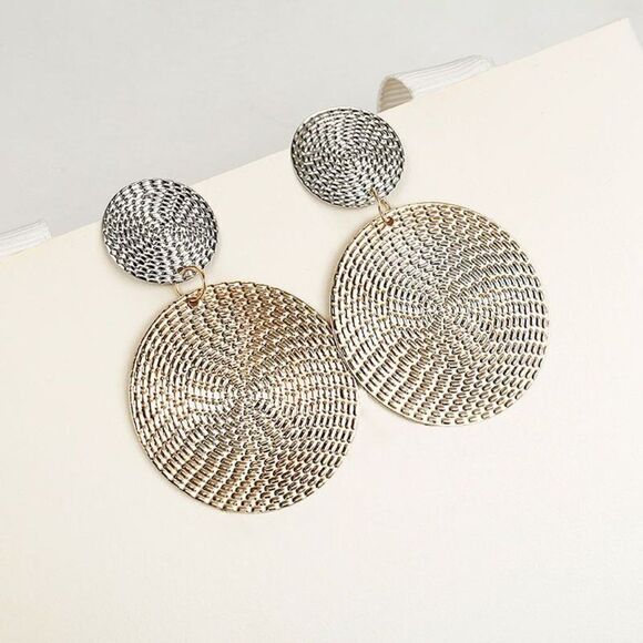 SILVER TEXTURED ROUND GEOMETRIC DANGLE EARRINGS - Picture 7 of 7